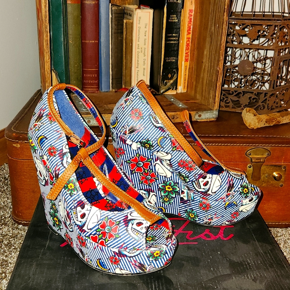 Nautical wedges